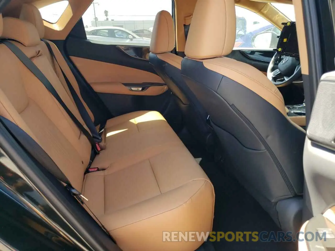 11 fotografías del automóvil dañado 2T2ADCAZ8SC019729 LEXUS NX 250 BAS 2025