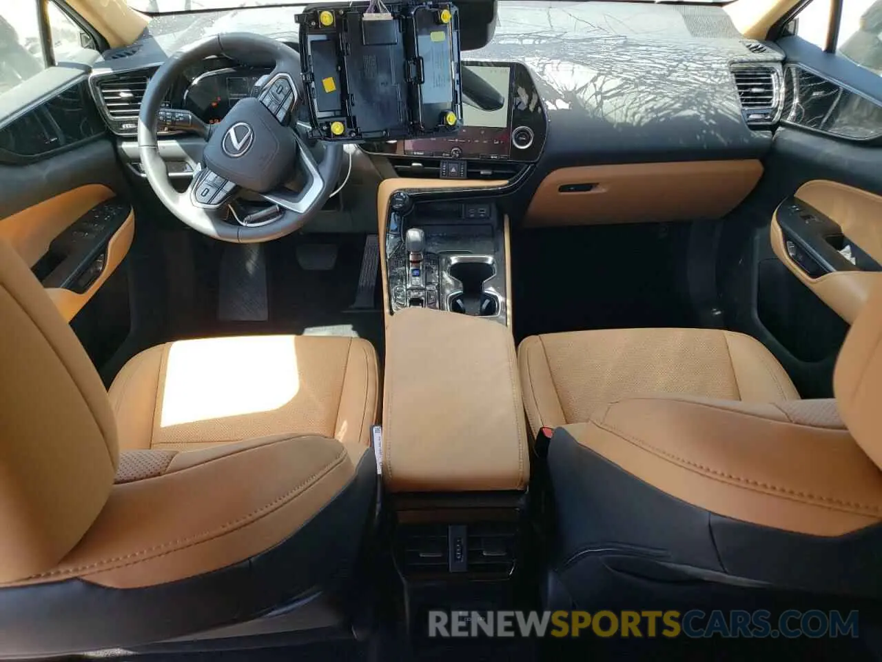 8 fotografías del automóvil dañado 2T2ADCAZ8SC019729 LEXUS NX 250 BAS 2025
