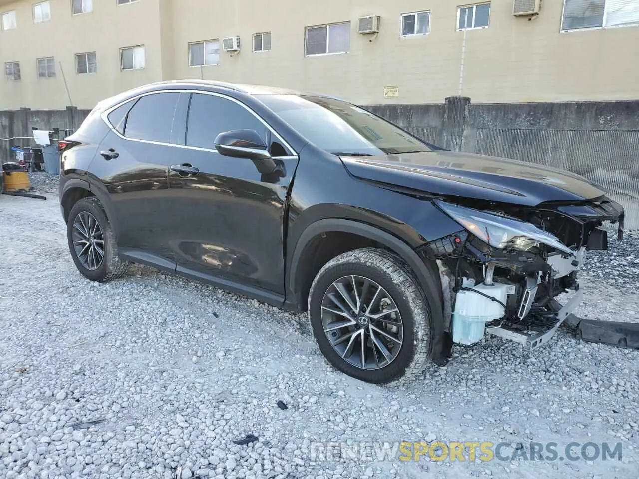 4 fotografías del automóvil dañado 2T2GDCAZ0RC006350 LEXUS NX 250 PRE 2024