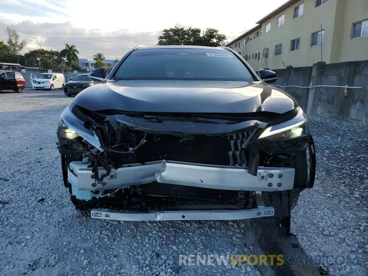 5 fotografías del automóvil dañado 2T2GDCAZ0RC006350 LEXUS NX 250 PRE 2024