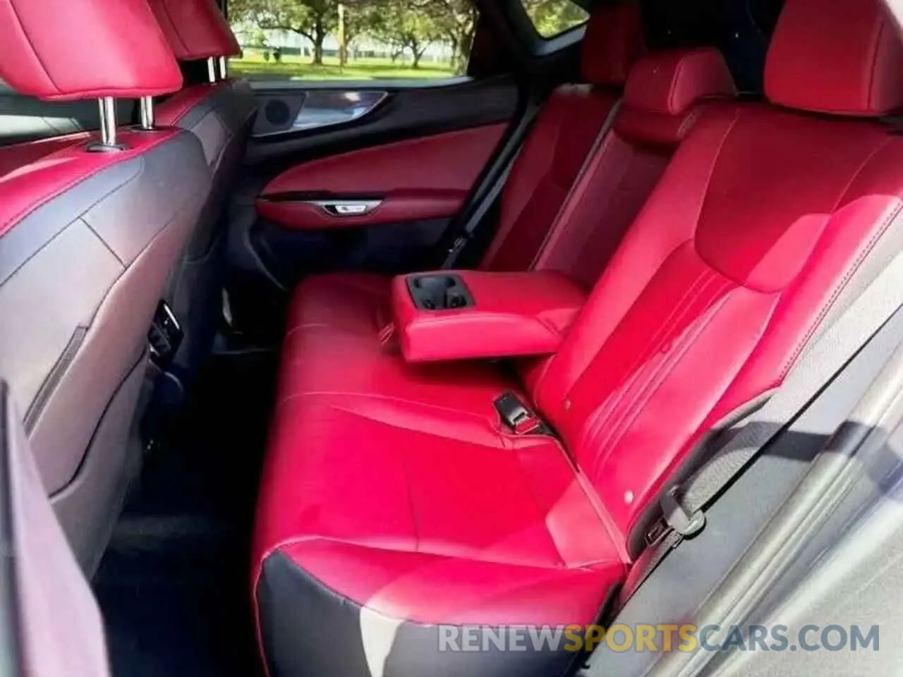 6 fotografías del automóvil dañado 2T2GDCAZ3RC008349 LEXUS NX 250 PRE 2024