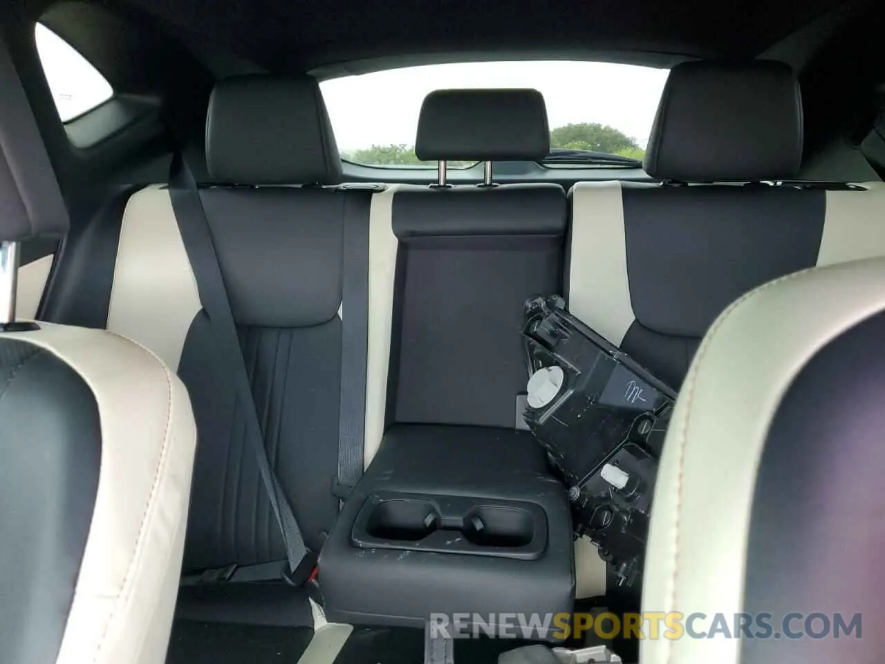 10 fotografías del automóvil dañado 2T2GDCAZ4RC007758 LEXUS NX 250 PRE 2024