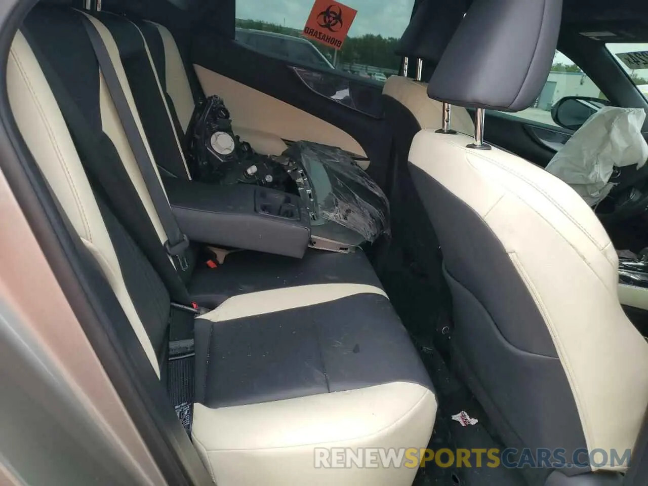 11 fotografías del automóvil dañado 2T2GDCAZ4RC007758 LEXUS NX 250 PRE 2024