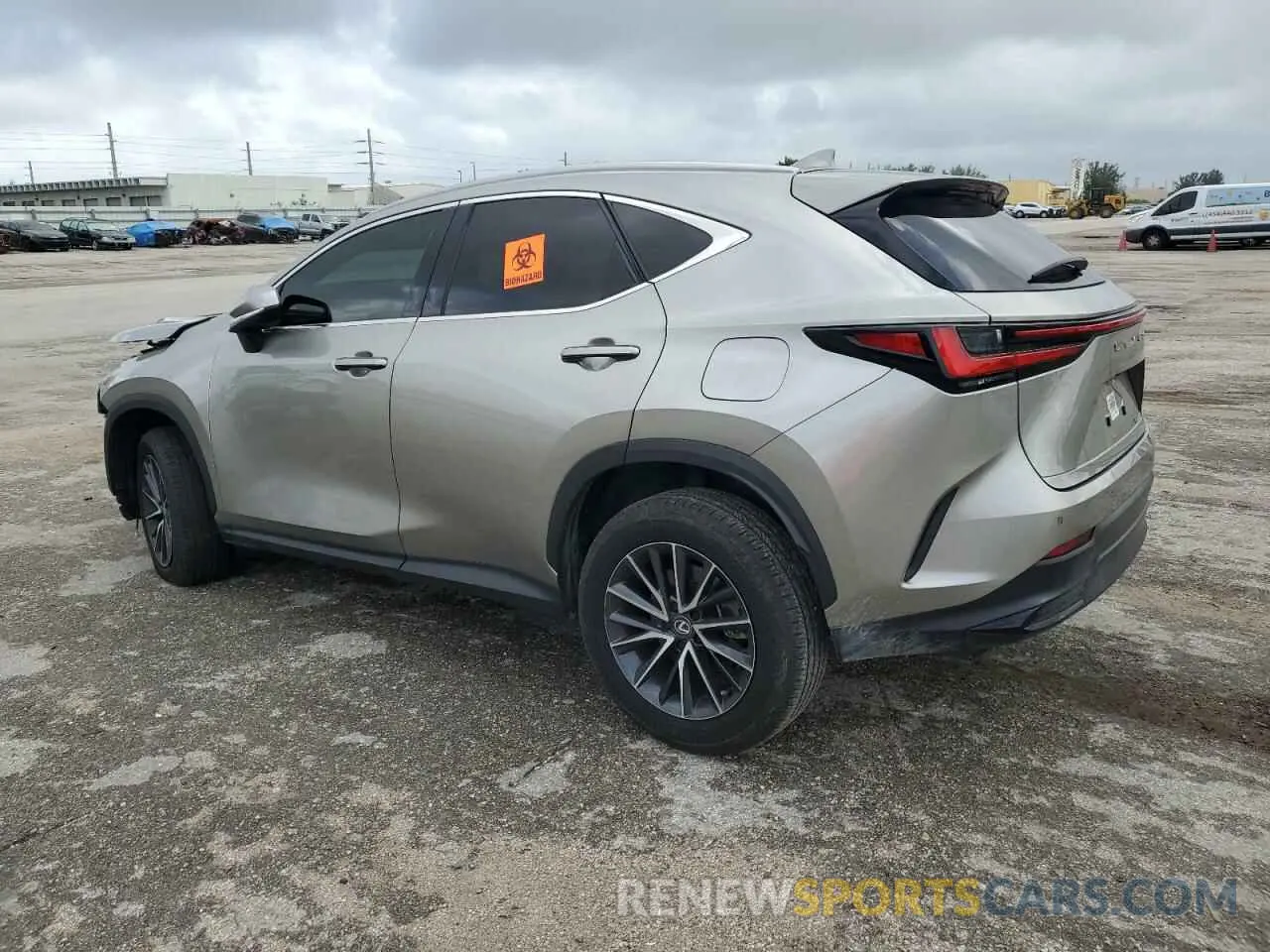 2 fotografías del automóvil dañado 2T2GDCAZ4RC007758 LEXUS NX 250 PRE 2024