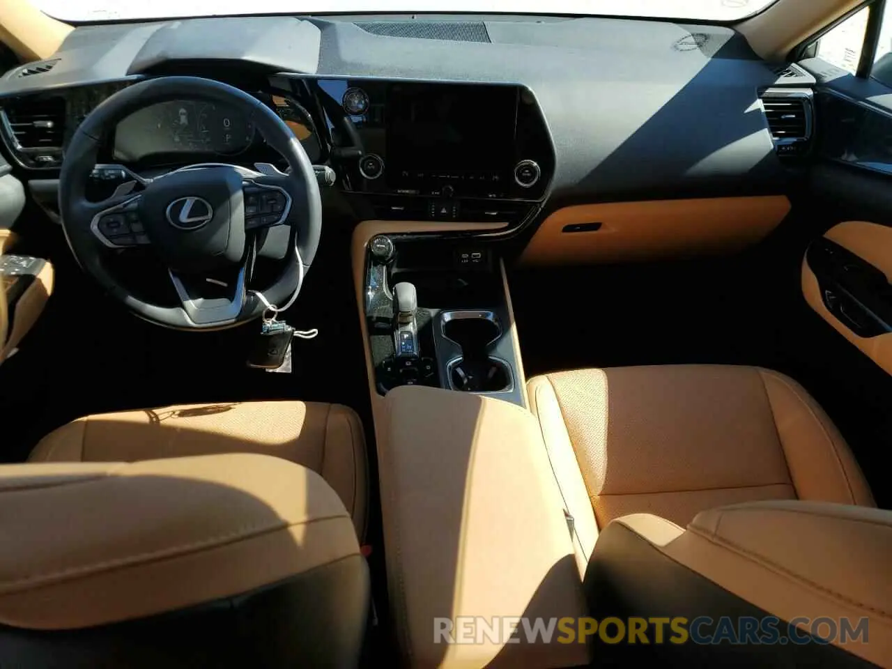 8 fotografías del automóvil dañado 2T2GDCAZ4RC007775 LEXUS NX 250 PRE 2024