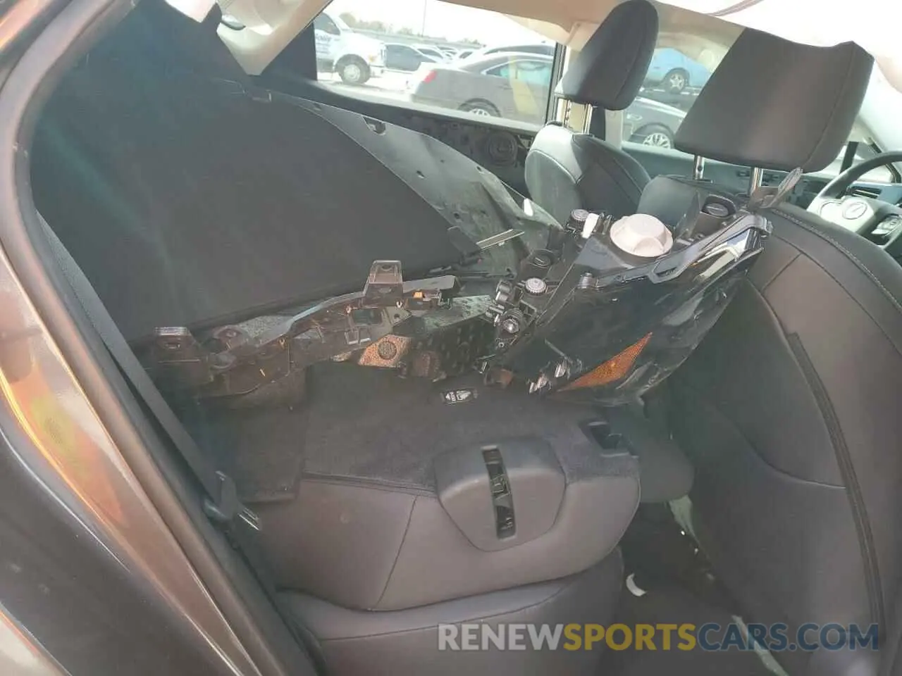 10 fotografías del automóvil dañado 2T2GDCAZ6RC007910 LEXUS NX 250 PRE 2024