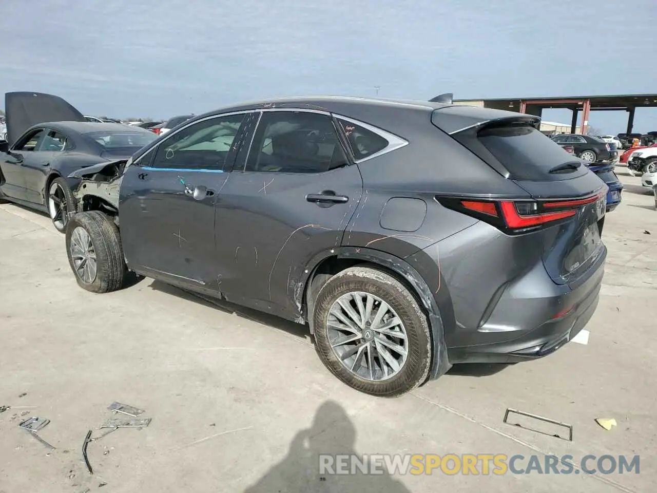 2 fotografías del automóvil dañado 2T2GDCAZ6RC007910 LEXUS NX 250 PRE 2024