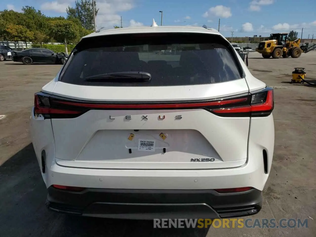 6 fotografías del automóvil dañado 2T2GDCAZ6RC015232 LEXUS NX 250 PRE 2024