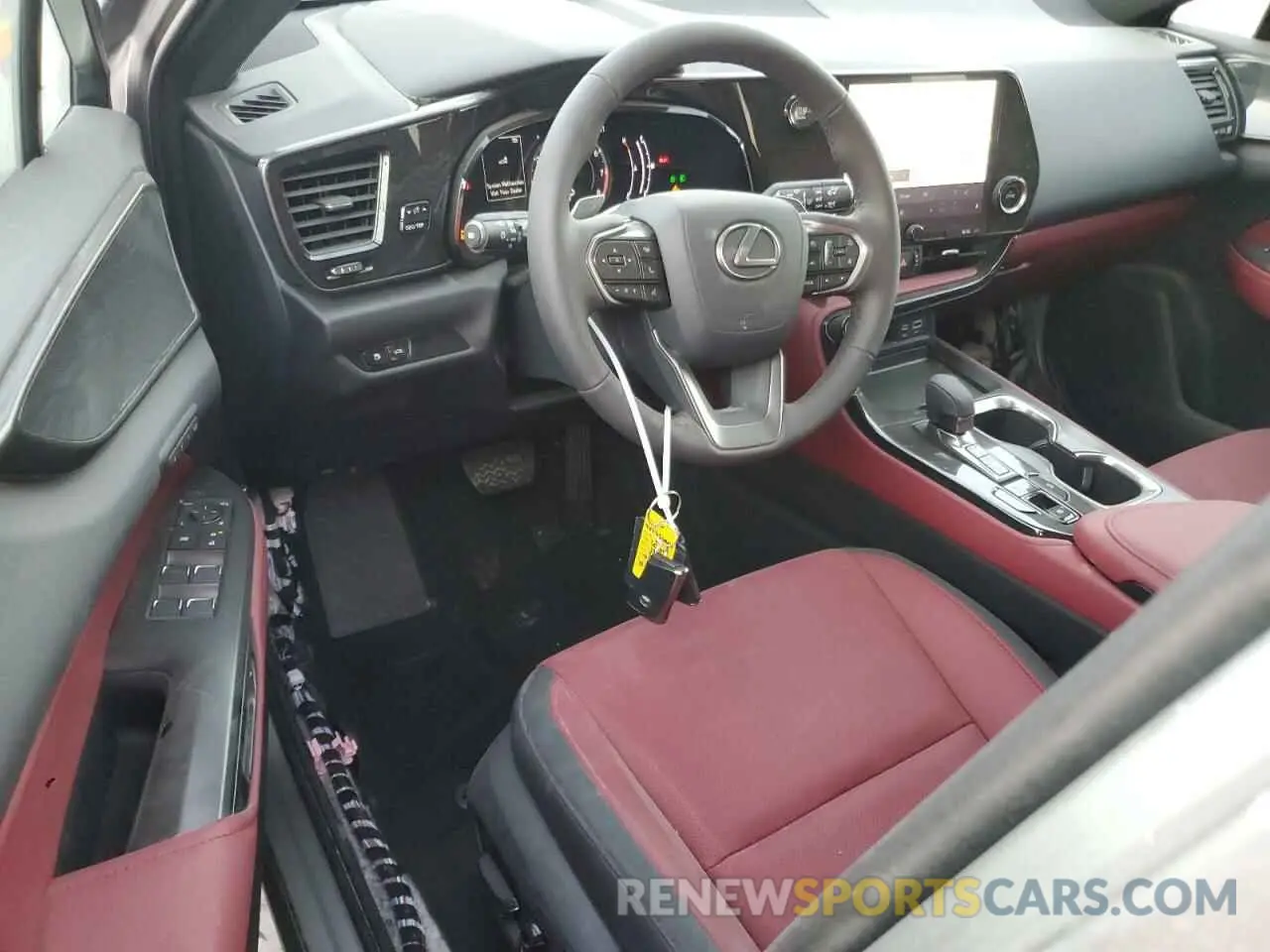 8 fotografías del automóvil dañado 2T2GDCAZ1SC020425 LEXUS NX 250 PRE 2025