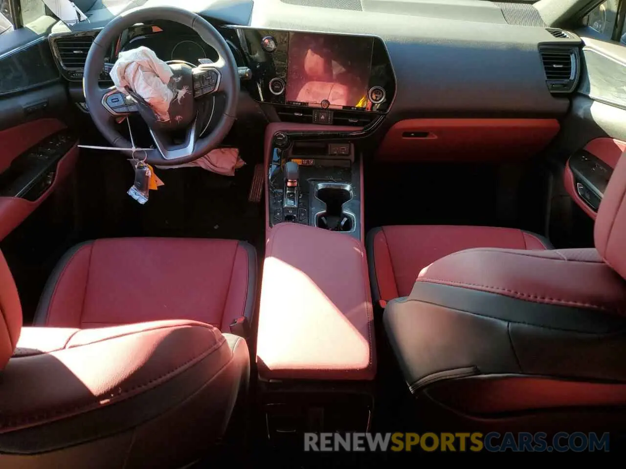 8 fotografías del automóvil dañado 2T2GDCAZ3SC020412 LEXUS NX 250 PRE 2025