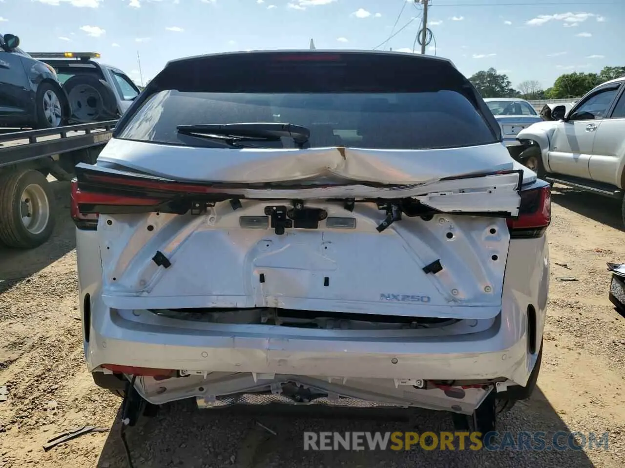 6 fotografías del automóvil dañado 2T2GDCAZ6SC016841 LEXUS NX 250 PRE 2025