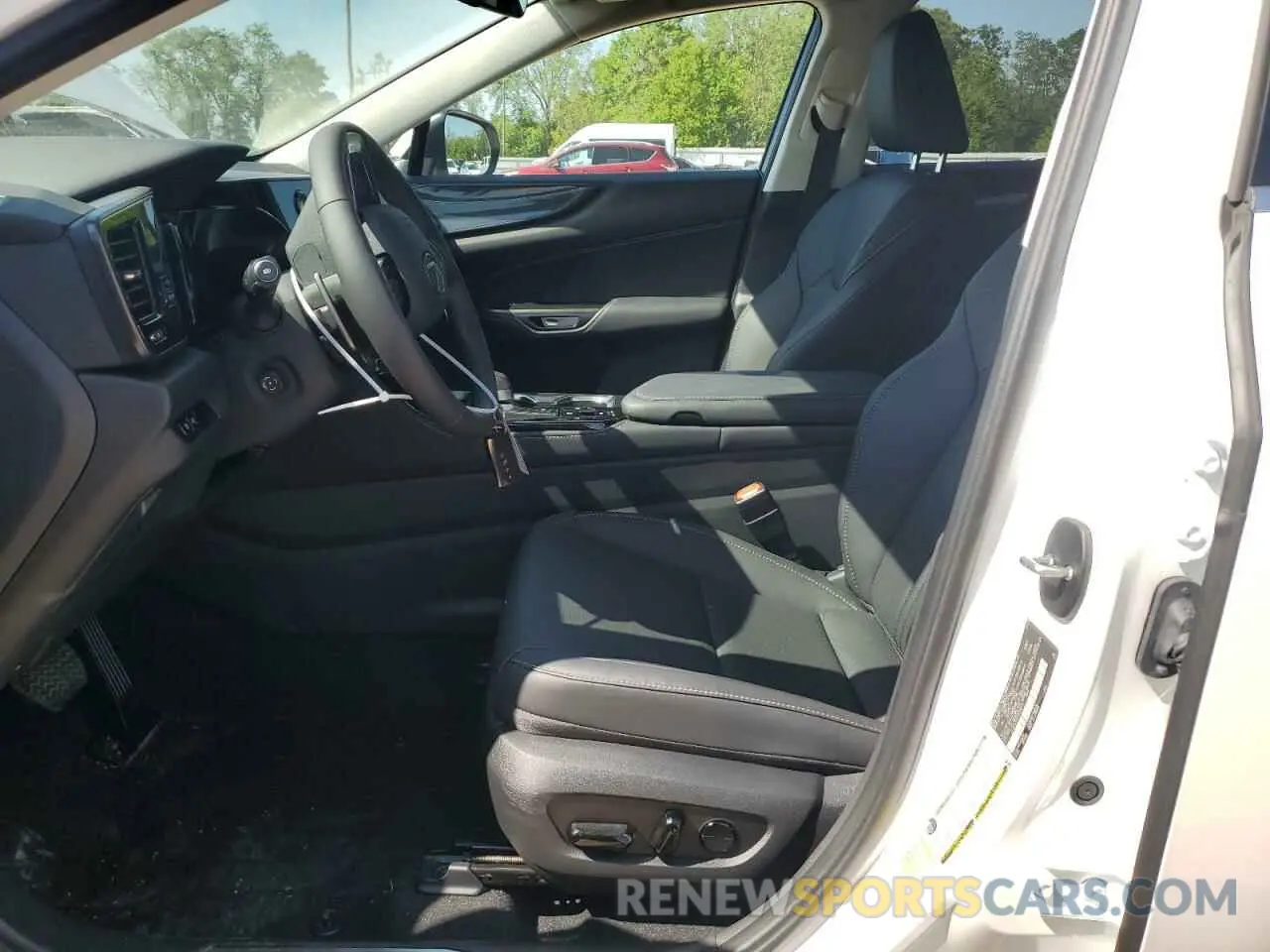 7 fotografías del automóvil dañado 2T2GDCAZ6SC016841 LEXUS NX 250 PRE 2025