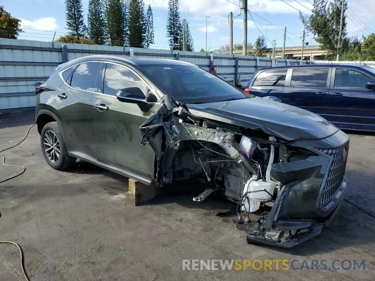 4 fotografías del automóvil dañado 2T2GDCAZXSC019614 LEXUS NX 250 PRE 2025