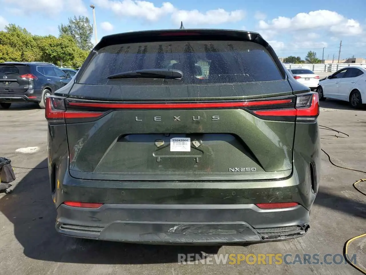 6 fotografías del automóvil dañado 2T2GDCAZXSC019614 LEXUS NX 250 PRE 2025