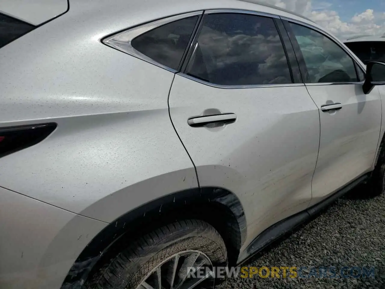 9 fotografías del automóvil dañado 2T2GDCAZXSC020763 LEXUS NX 250 PRE 2025