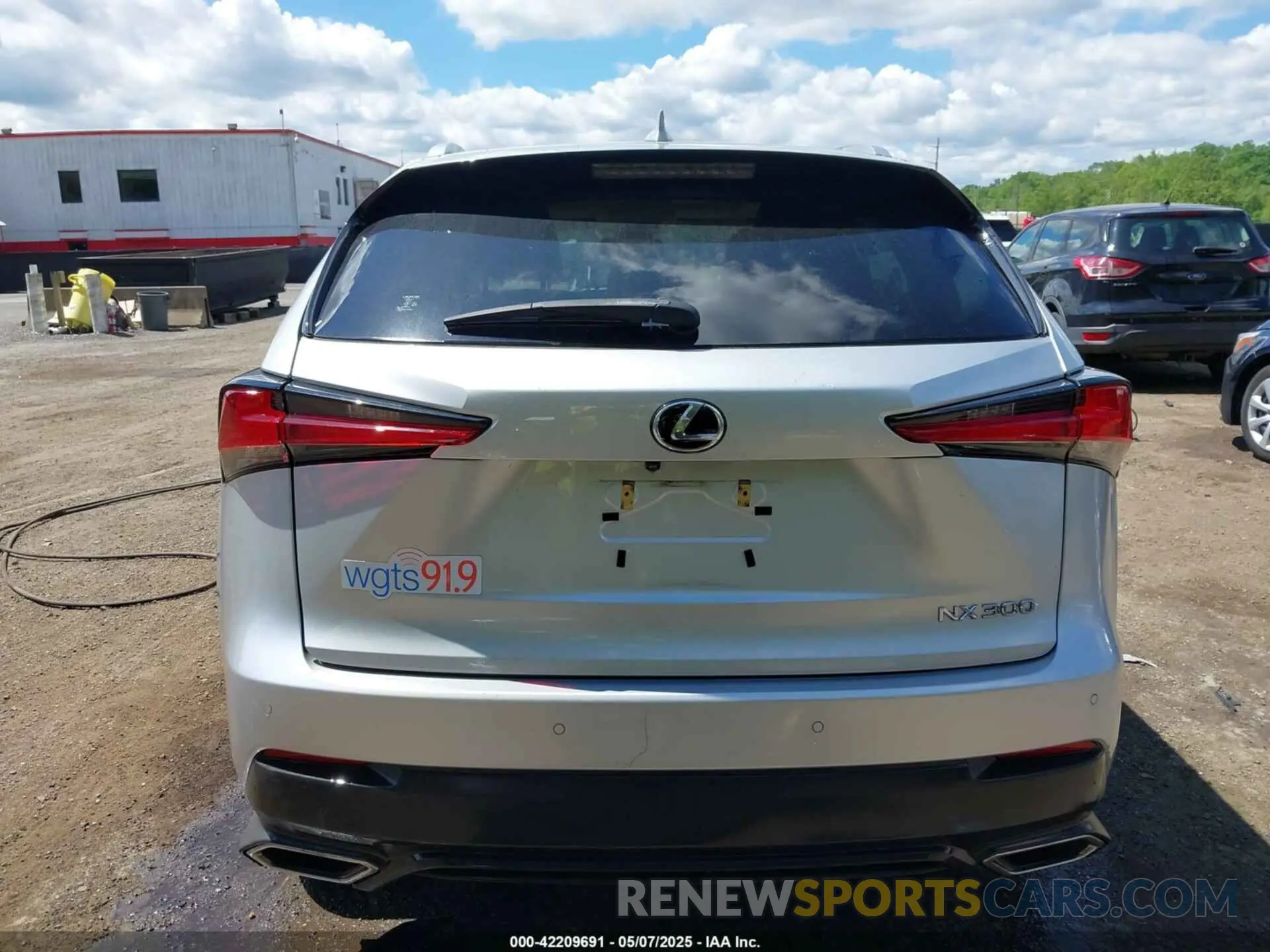 16 fotografías del automóvil dañado JTJBARBZ4K2192100 LEXUS NX 300 2019