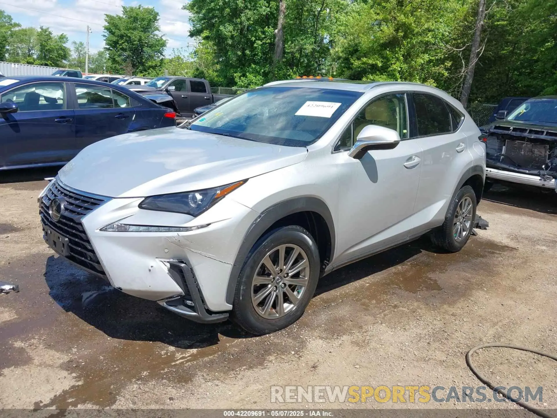 2 fotografías del automóvil dañado JTJBARBZ4K2192100 LEXUS NX 300 2019