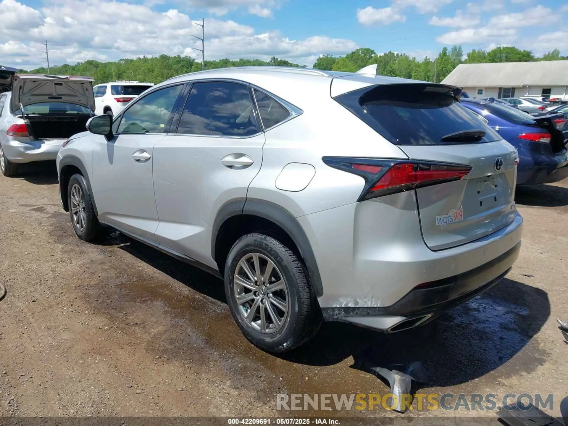 3 fotografías del automóvil dañado JTJBARBZ4K2192100 LEXUS NX 300 2019