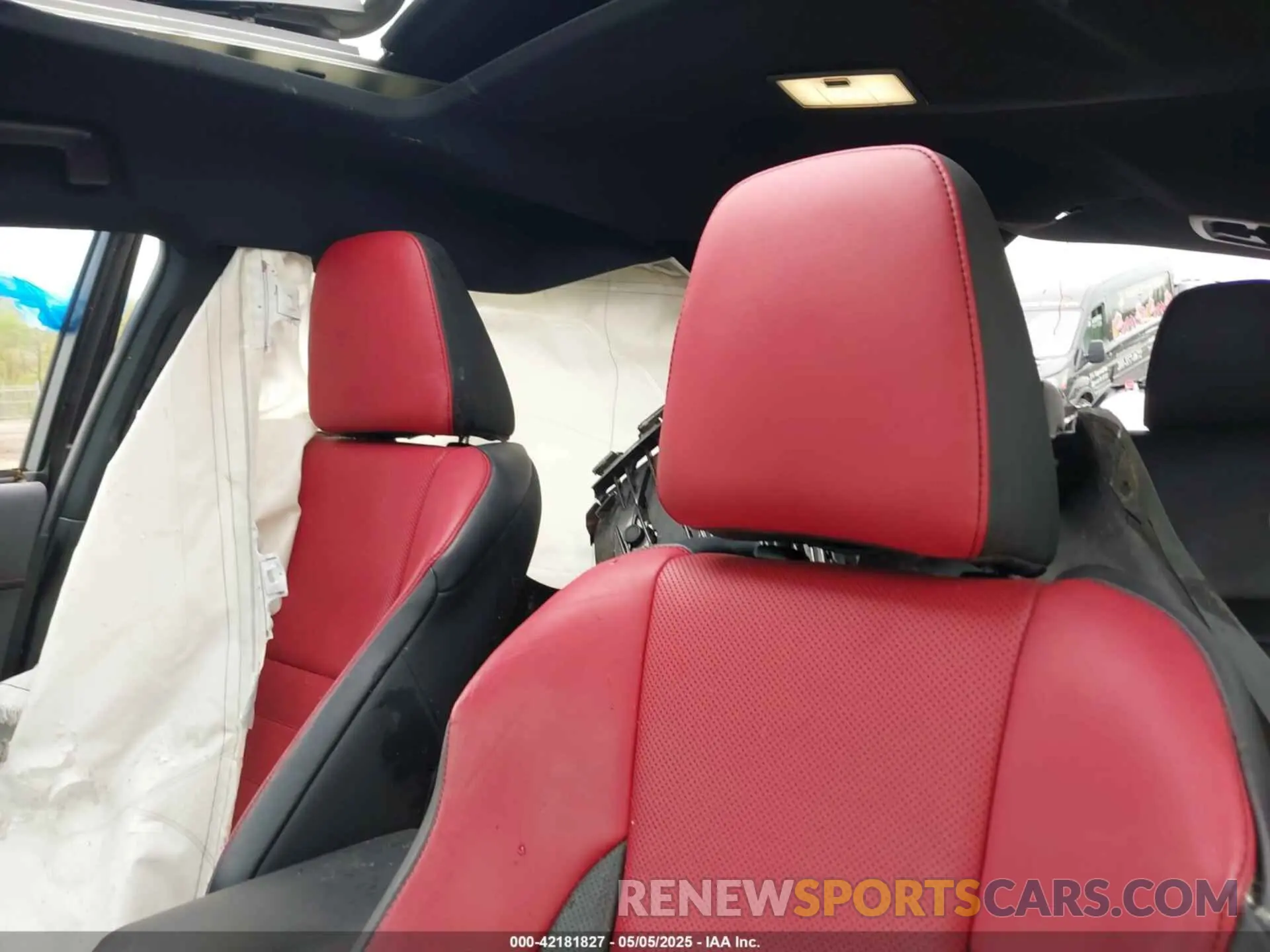 8 fotografías del automóvil dañado JTJBARBZ7K2205471 LEXUS NX 300 2019