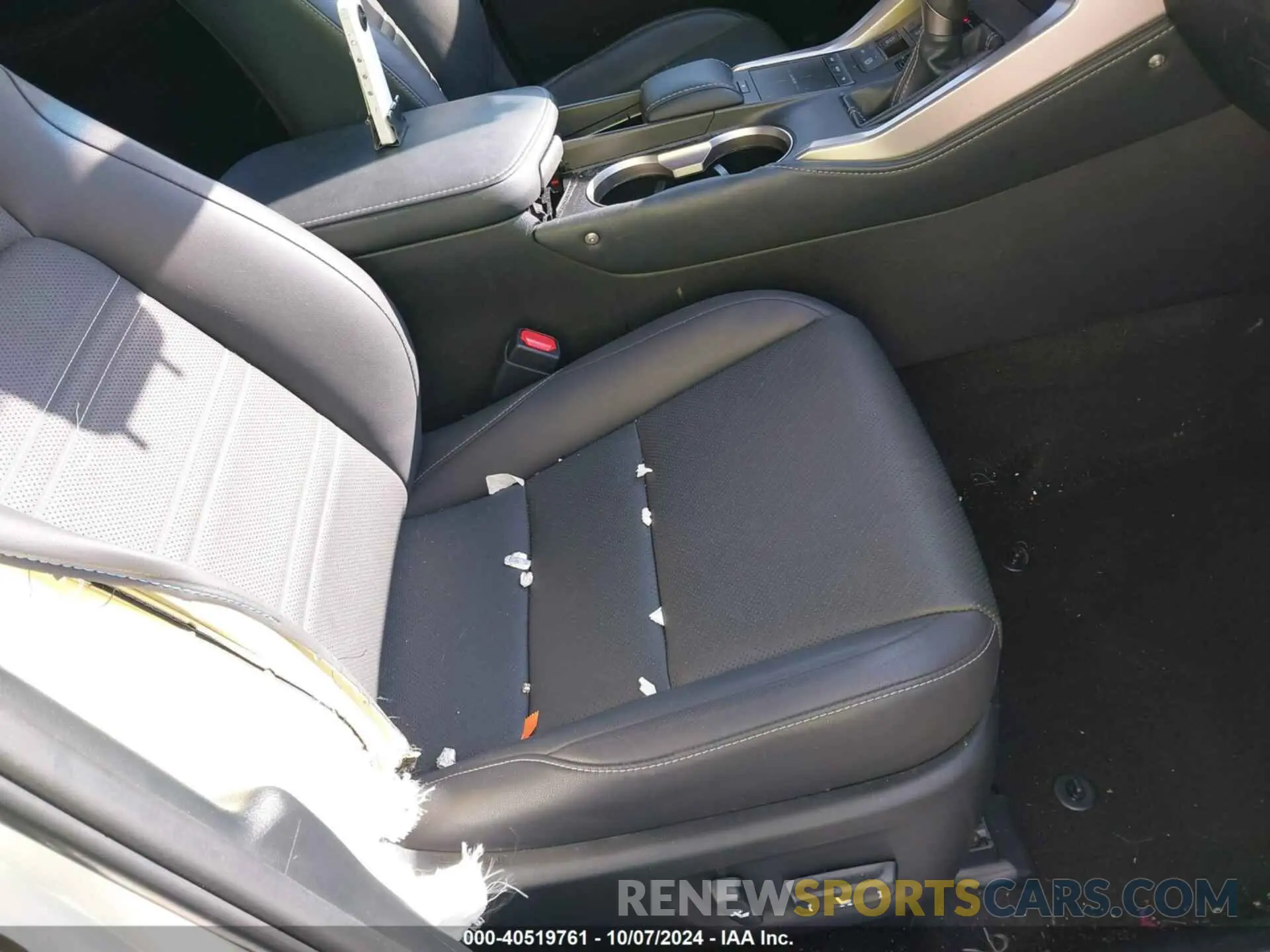 5 fotografías del automóvil dañado JTJBARBZ8K2213501 LEXUS NX 300 2019