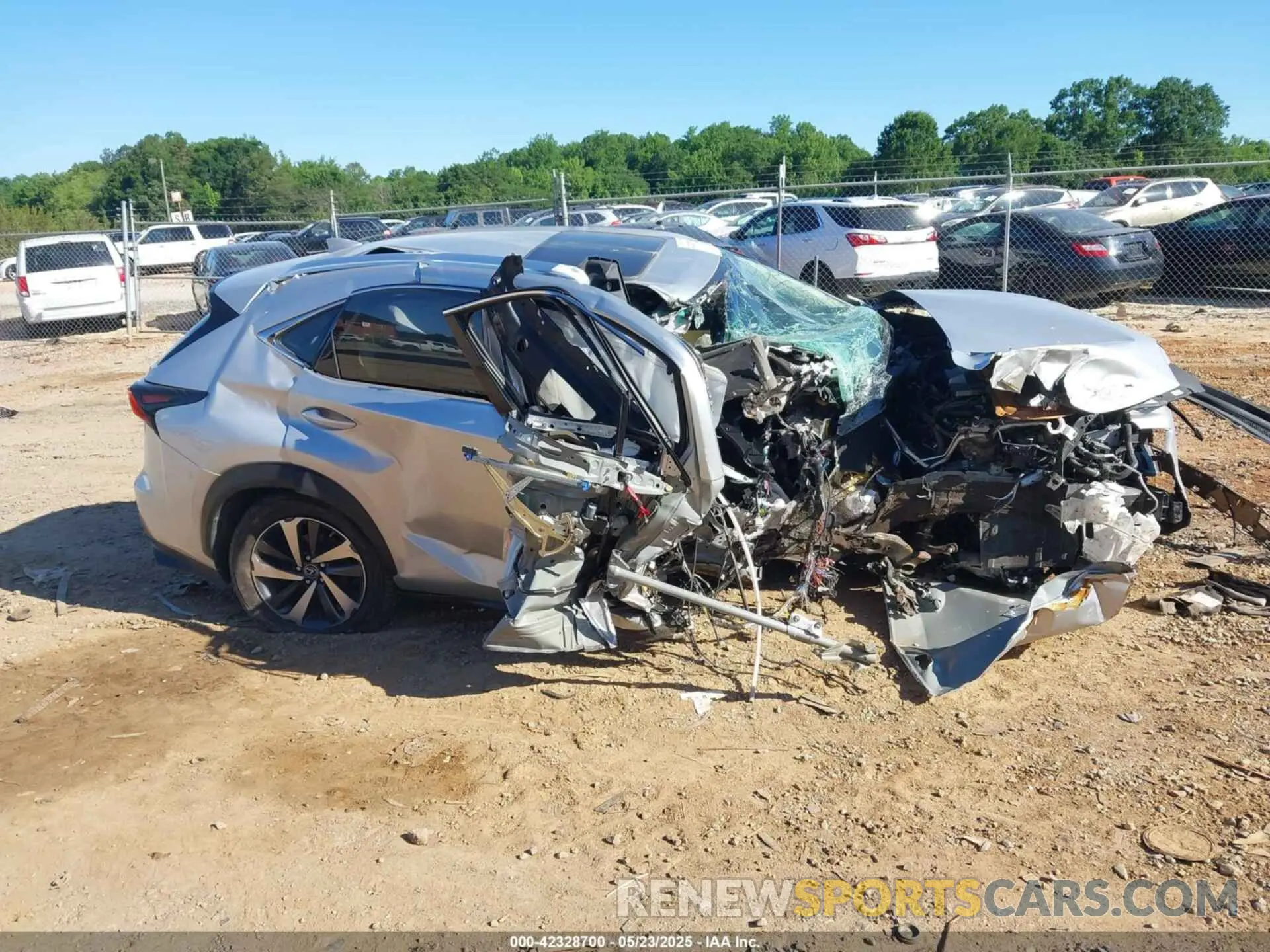 12 fotografías del automóvil dañado JTJBARBZXK2192733 LEXUS NX 300 2019
