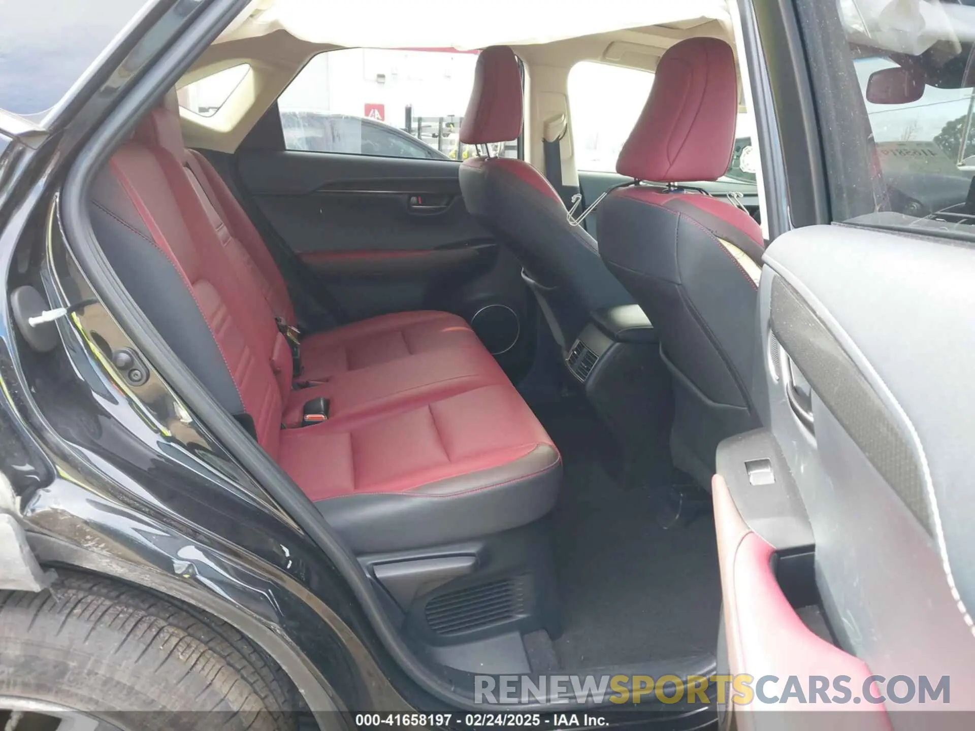 8 fotografías del automóvil dañado JTJYARBZ0K2152235 LEXUS NX 300 2019