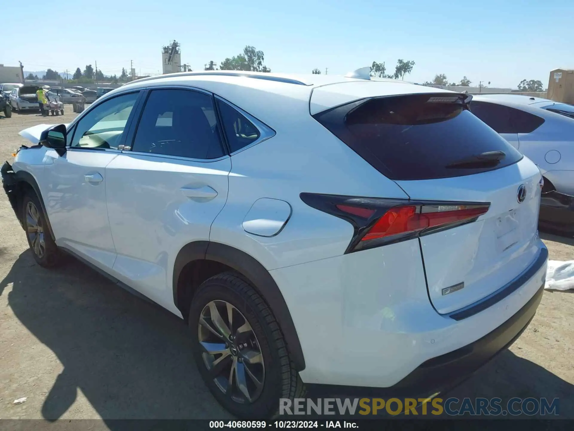 3 fotografías del automóvil dañado JTJYARBZ1K2137341 LEXUS NX 300 2019