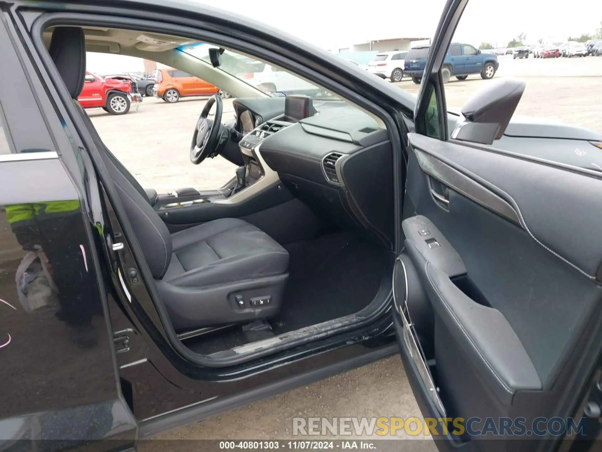 5 fotografías del automóvil dañado JTJYARBZ2K2144346 LEXUS NX 300 2019