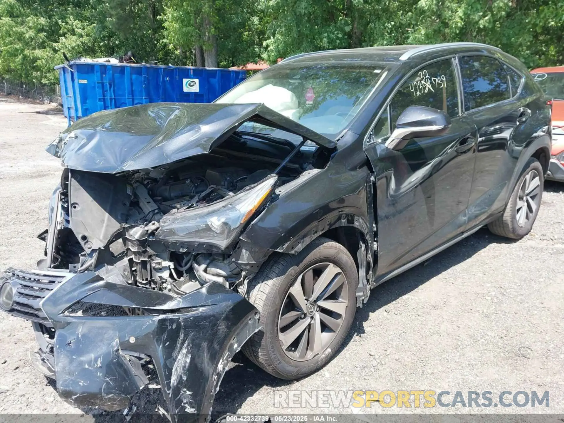 2 fotografías del automóvil dañado JTJYARBZ4K2124003 LEXUS NX 300 2019