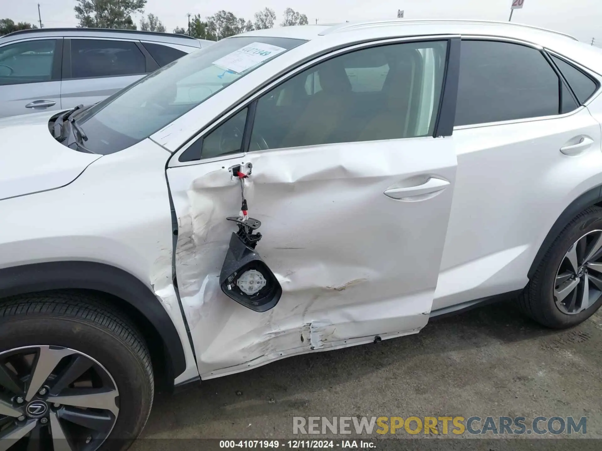 6 fotografías del automóvil dañado JTJYARBZ4K2128195 LEXUS NX 300 2019
