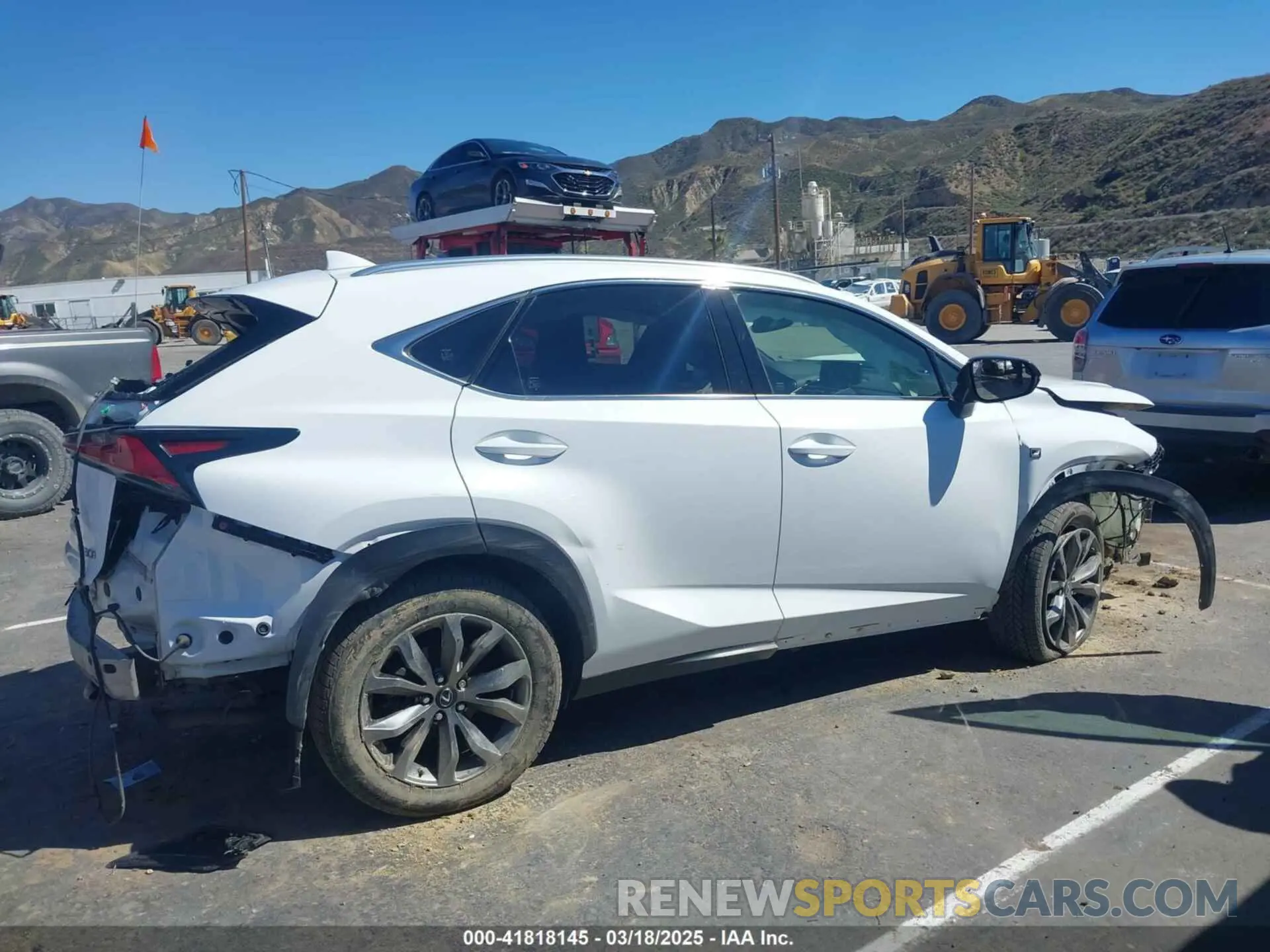 12 fotografías del automóvil dañado JTJYARBZ4K2129962 LEXUS NX 300 2019