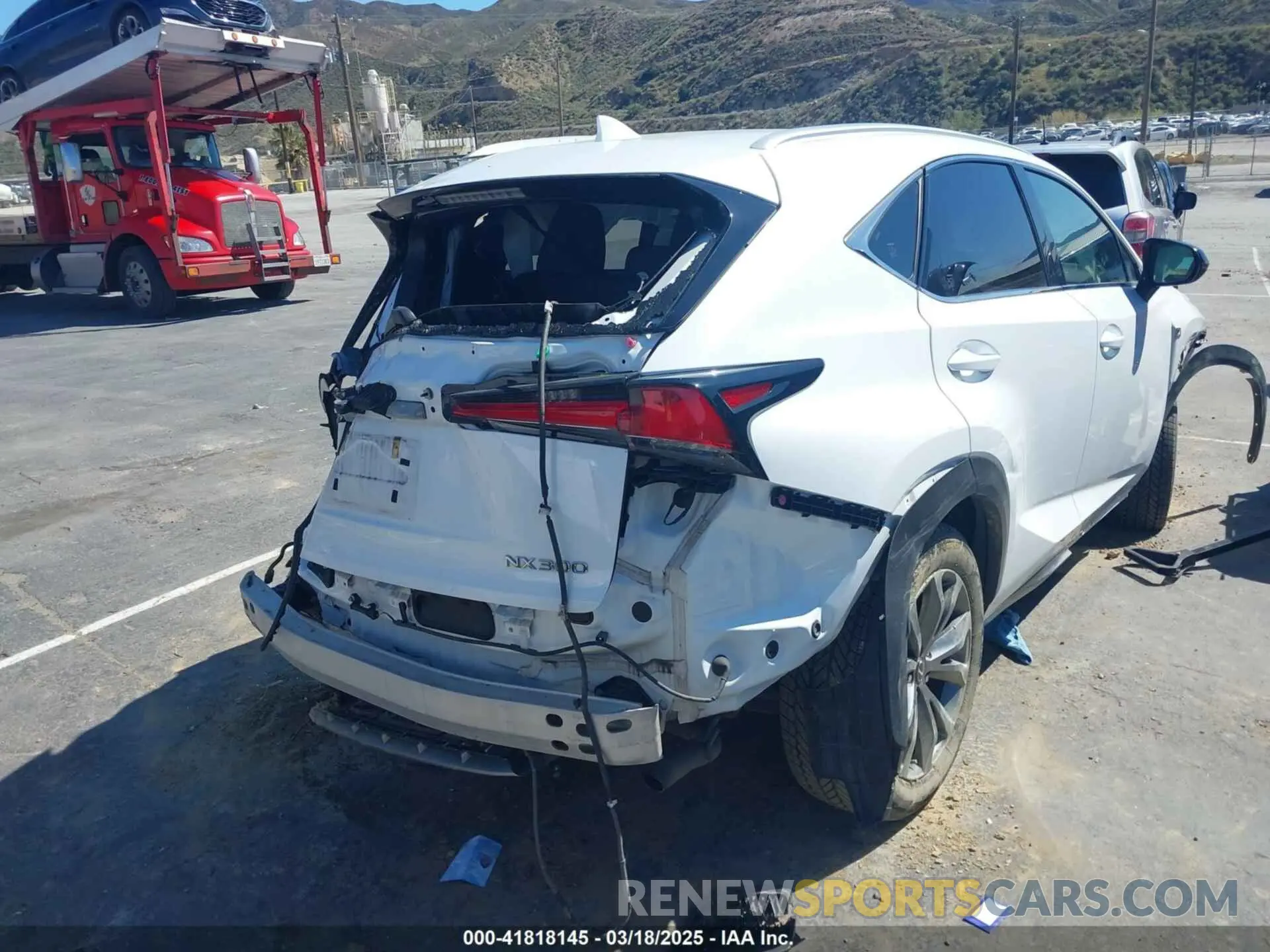 4 fotografías del automóvil dañado JTJYARBZ4K2129962 LEXUS NX 300 2019