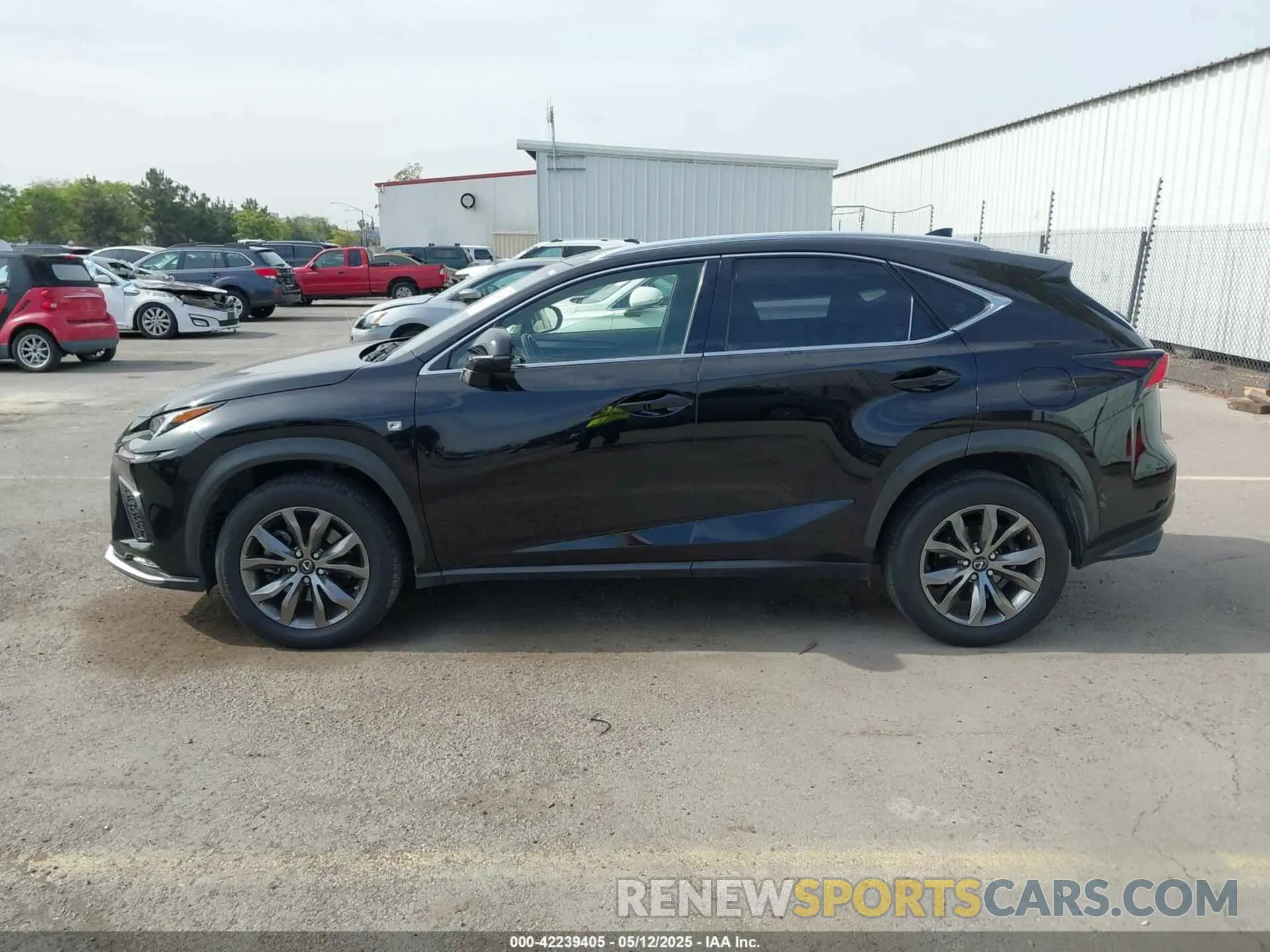 15 fotografías del automóvil dañado JTJYARBZ6K2141403 LEXUS NX 300 2019