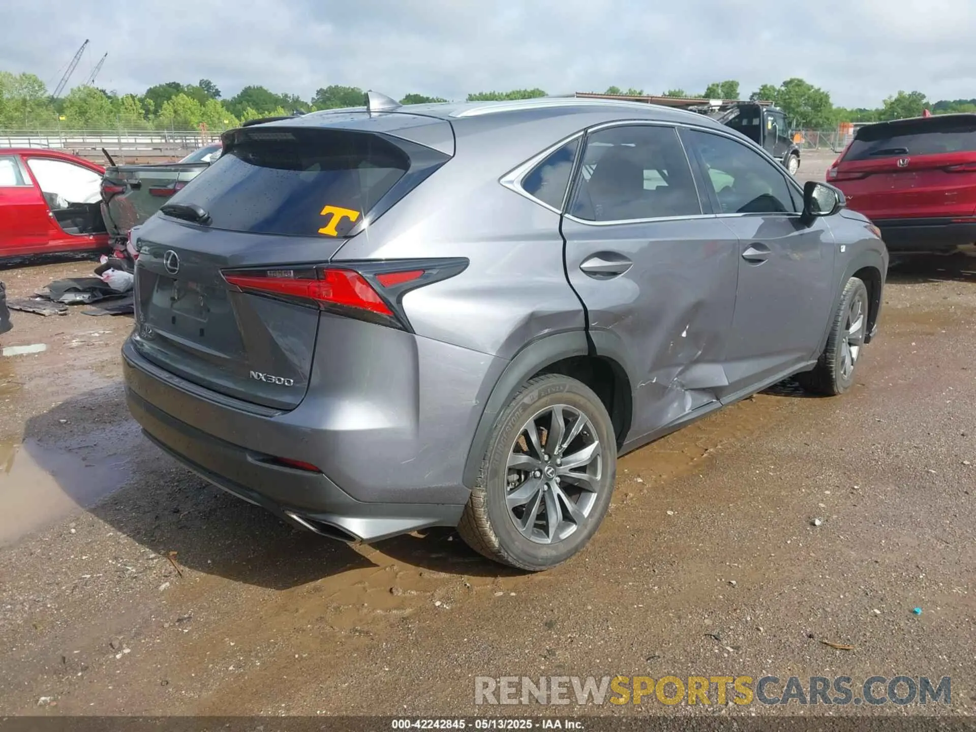 4 fotografías del automóvil dañado JTJYARBZ7K2141765 LEXUS NX 300 2019