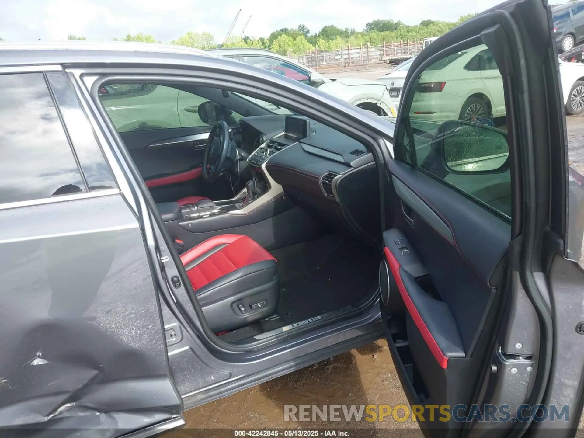 5 fotografías del automóvil dañado JTJYARBZ7K2141765 LEXUS NX 300 2019