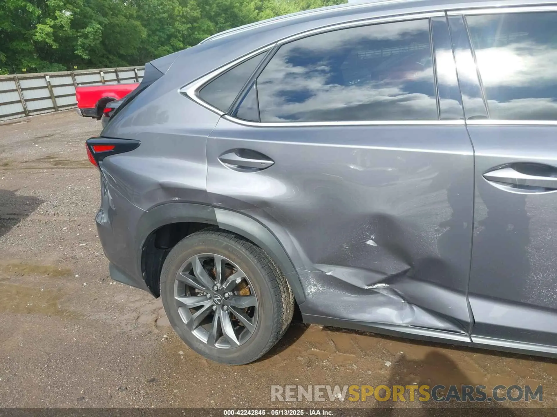 6 fotografías del automóvil dañado JTJYARBZ7K2141765 LEXUS NX 300 2019