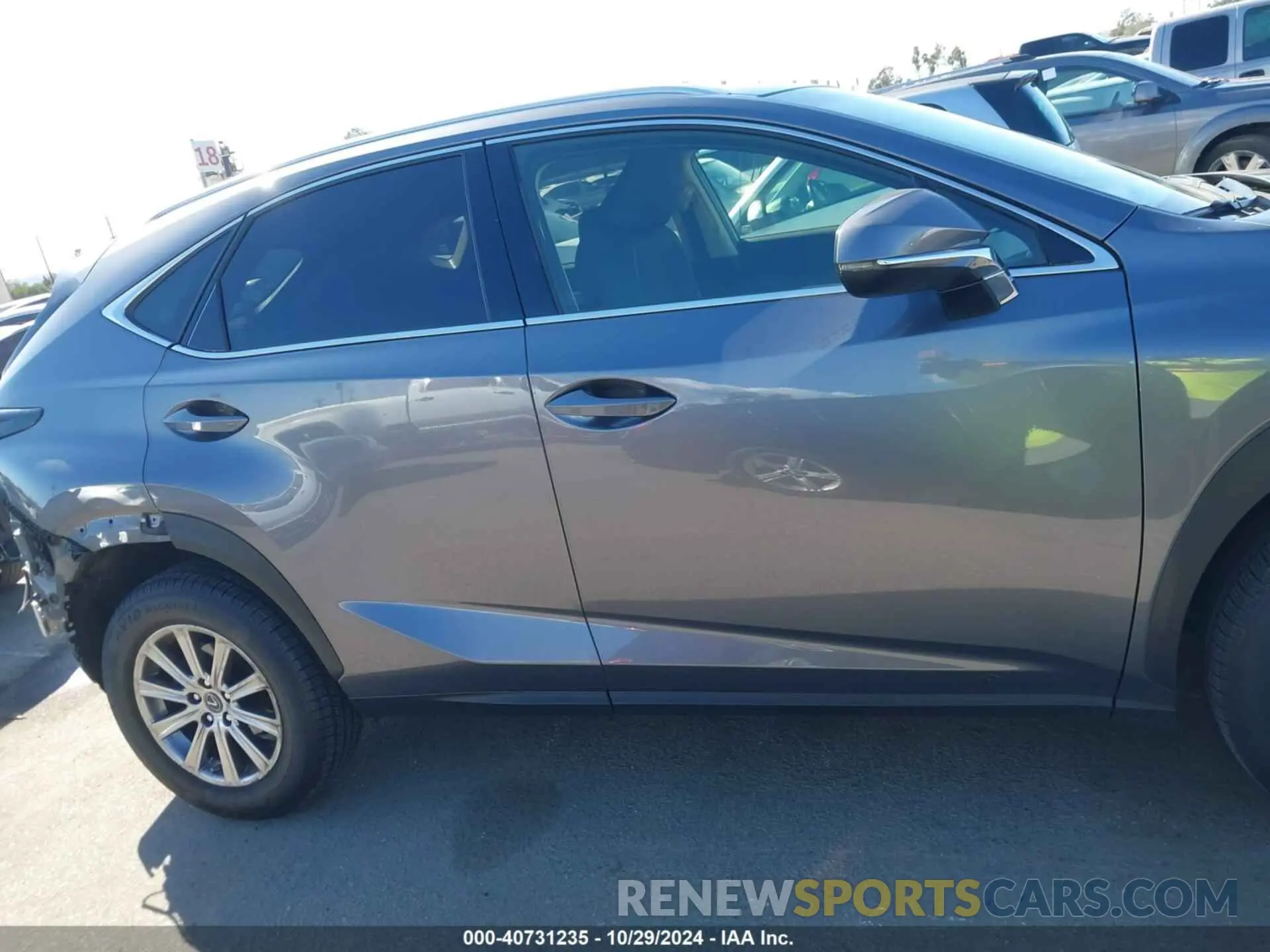 14 fotografías del automóvil dañado JTJYARBZ7K2146643 LEXUS NX 300 2019
