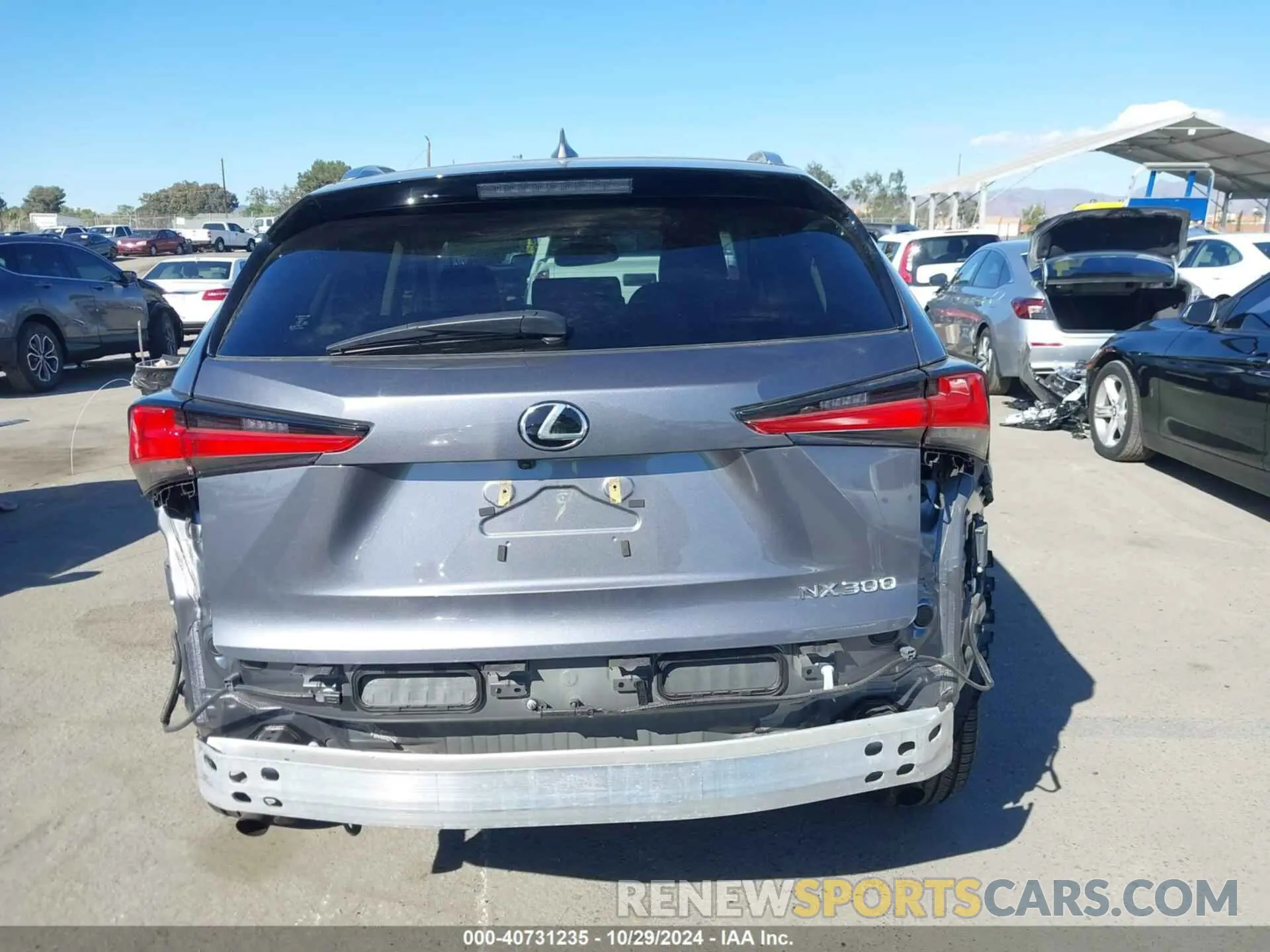 17 fotografías del automóvil dañado JTJYARBZ7K2146643 LEXUS NX 300 2019