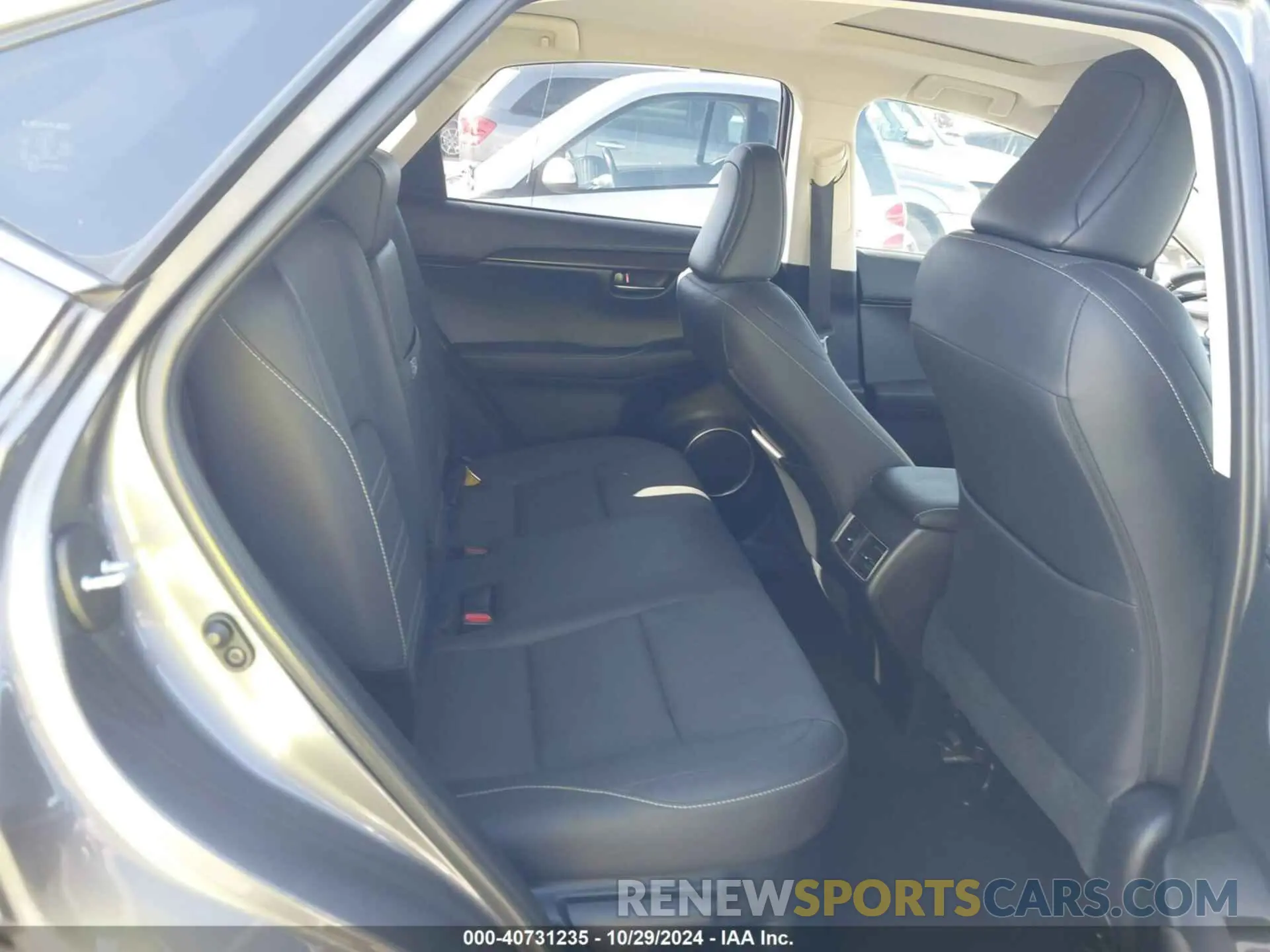 8 fotografías del automóvil dañado JTJYARBZ7K2146643 LEXUS NX 300 2019