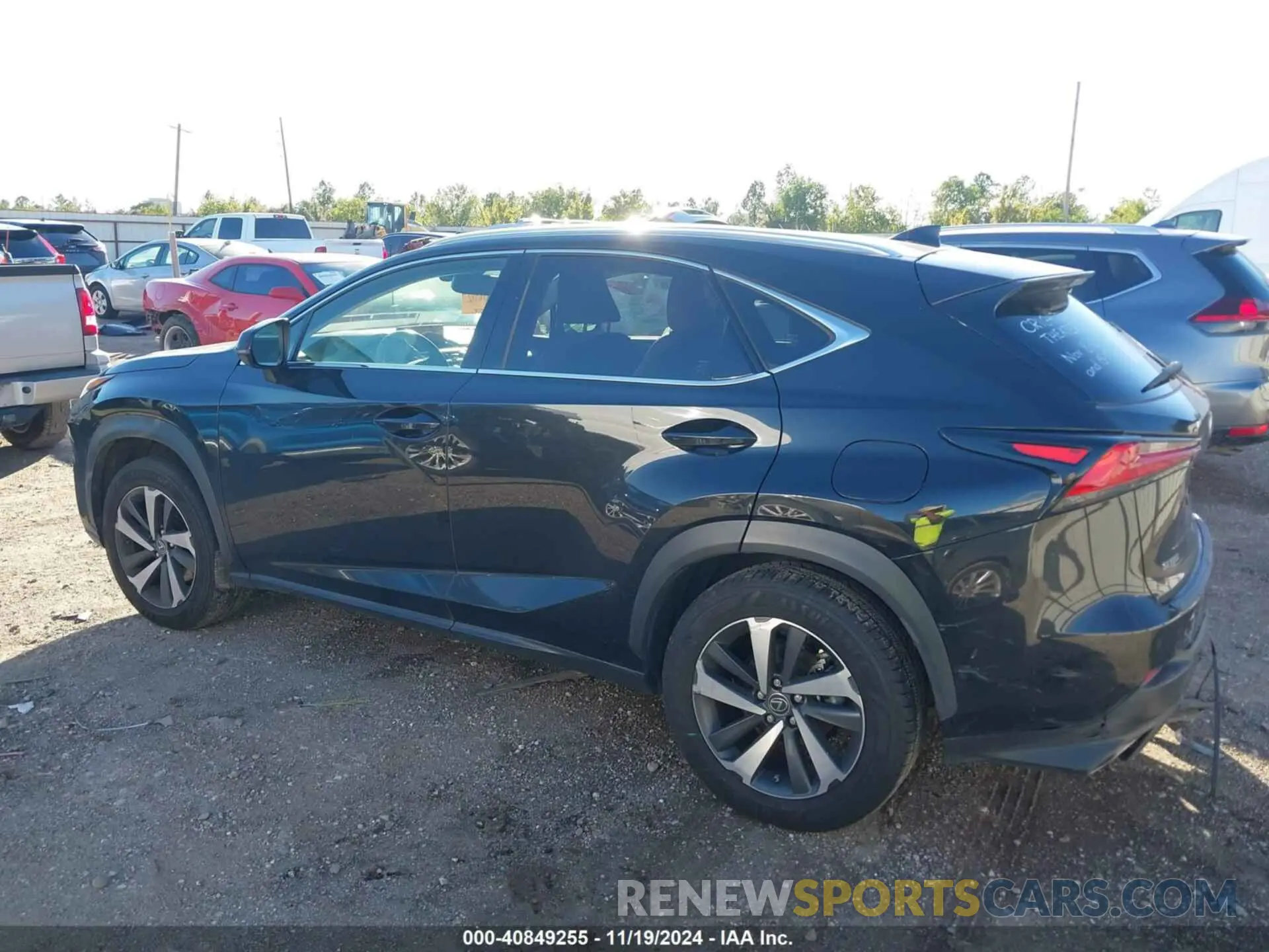 14 fotografías del automóvil dañado JTJYARBZ8K2132623 LEXUS NX 300 2019