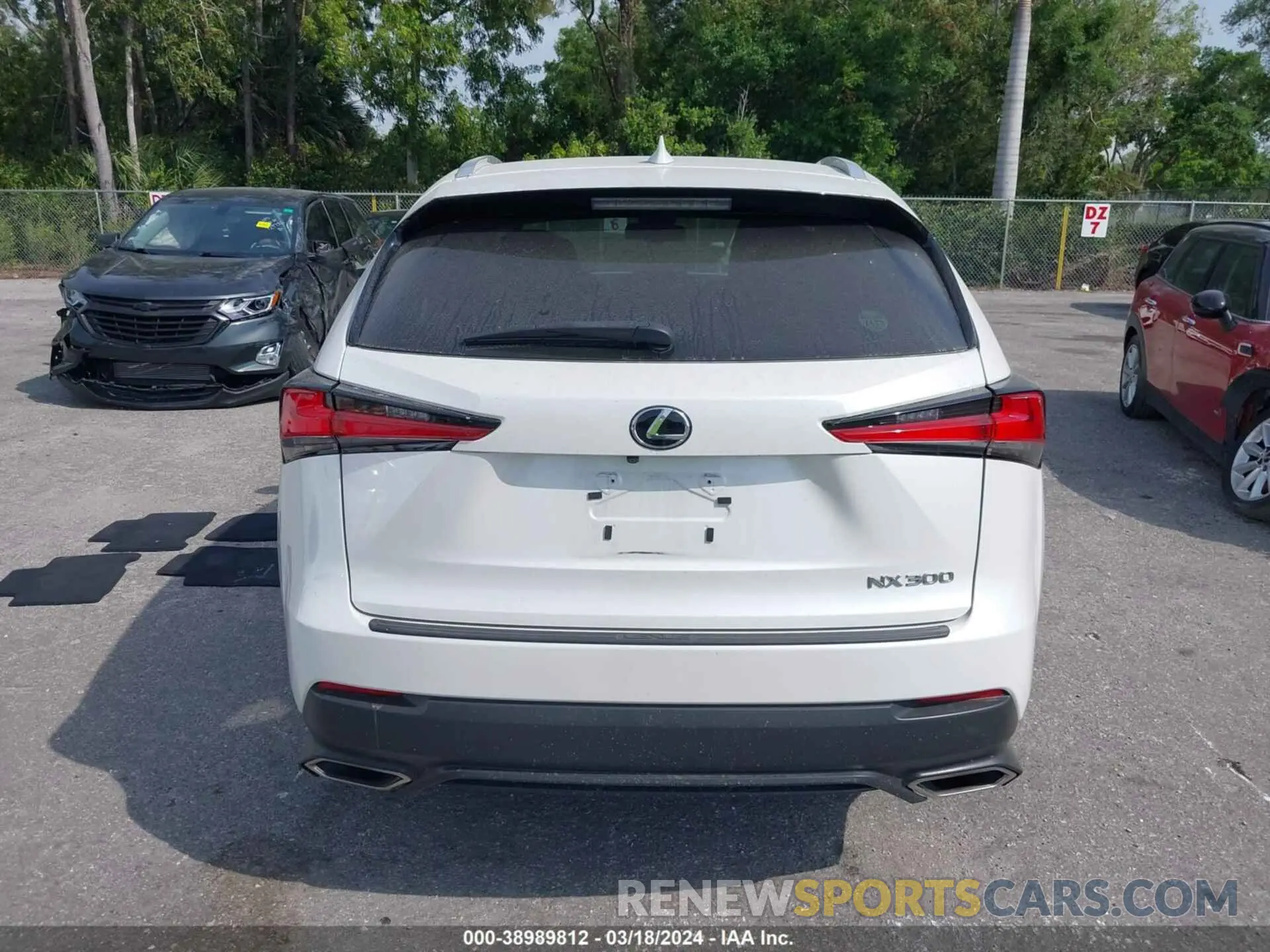 16 fotografías del automóvil dañado JTJYARBZXK2119307 LEXUS NX 300 2019