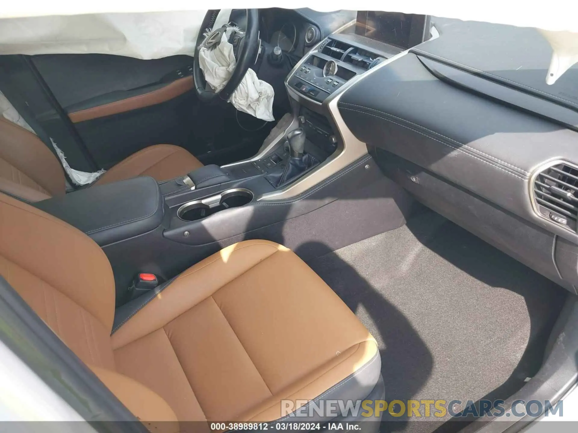 5 fotografías del automóvil dañado JTJYARBZXK2119307 LEXUS NX 300 2019