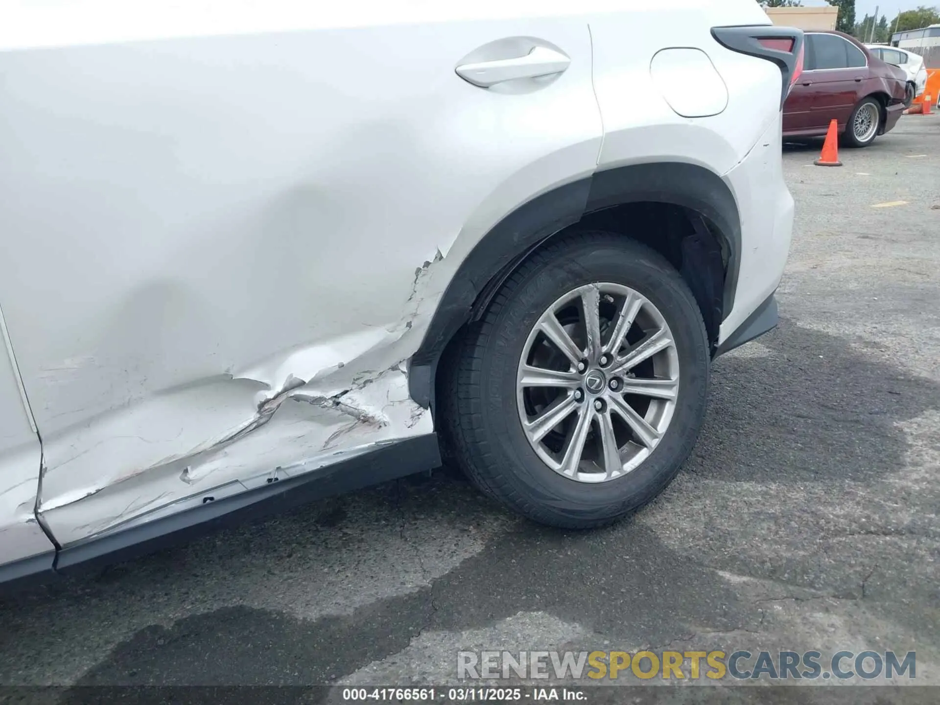 6 fotografías del automóvil dañado JTJAARBZ2L5000295 LEXUS NX 300 2020