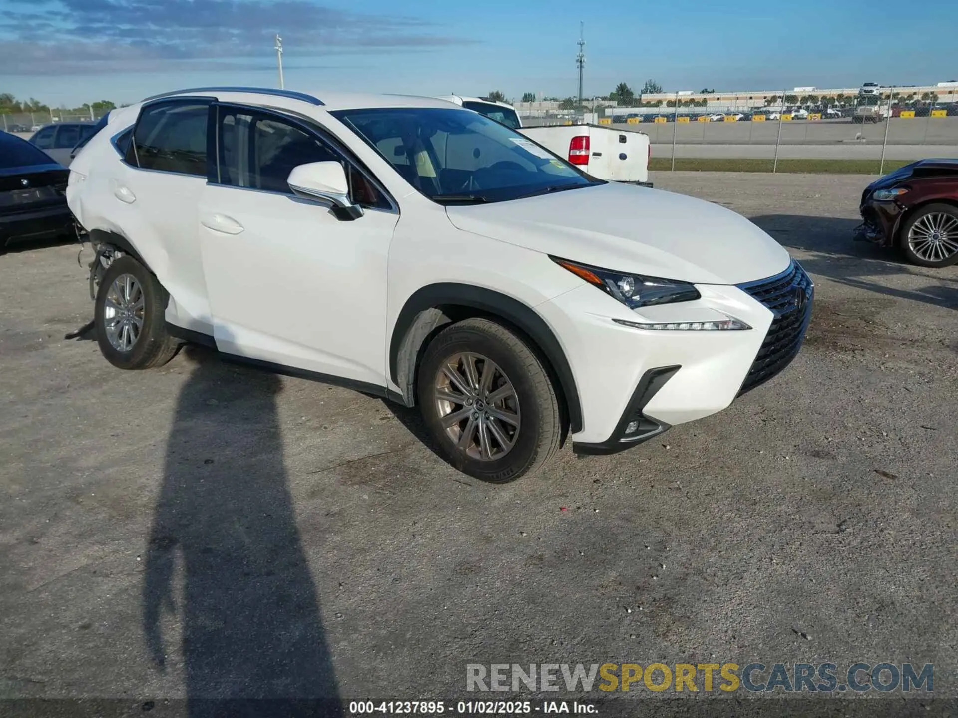1 fotografías del automóvil dañado JTJAARBZ2L5009627 LEXUS NX 300 2020