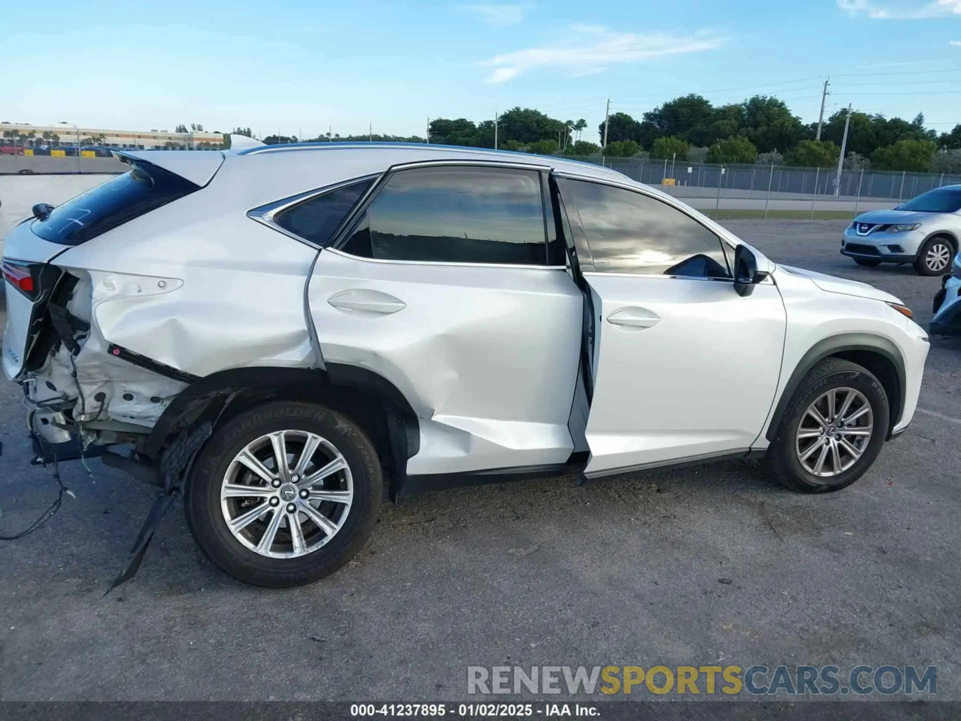 6 fotografías del automóvil dañado JTJAARBZ2L5009627 LEXUS NX 300 2020