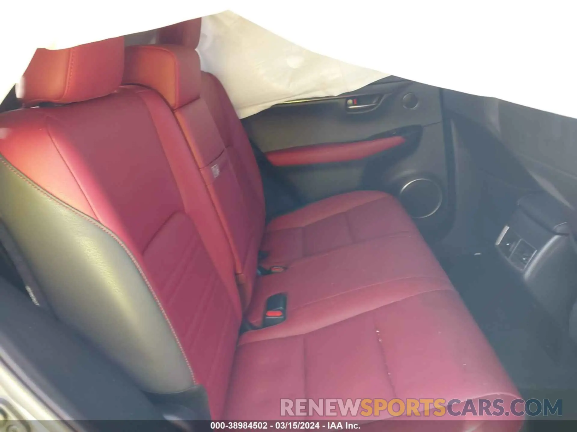8 fotografías del automóvil dañado JTJAARBZ4L5009502 LEXUS NX 300 2020