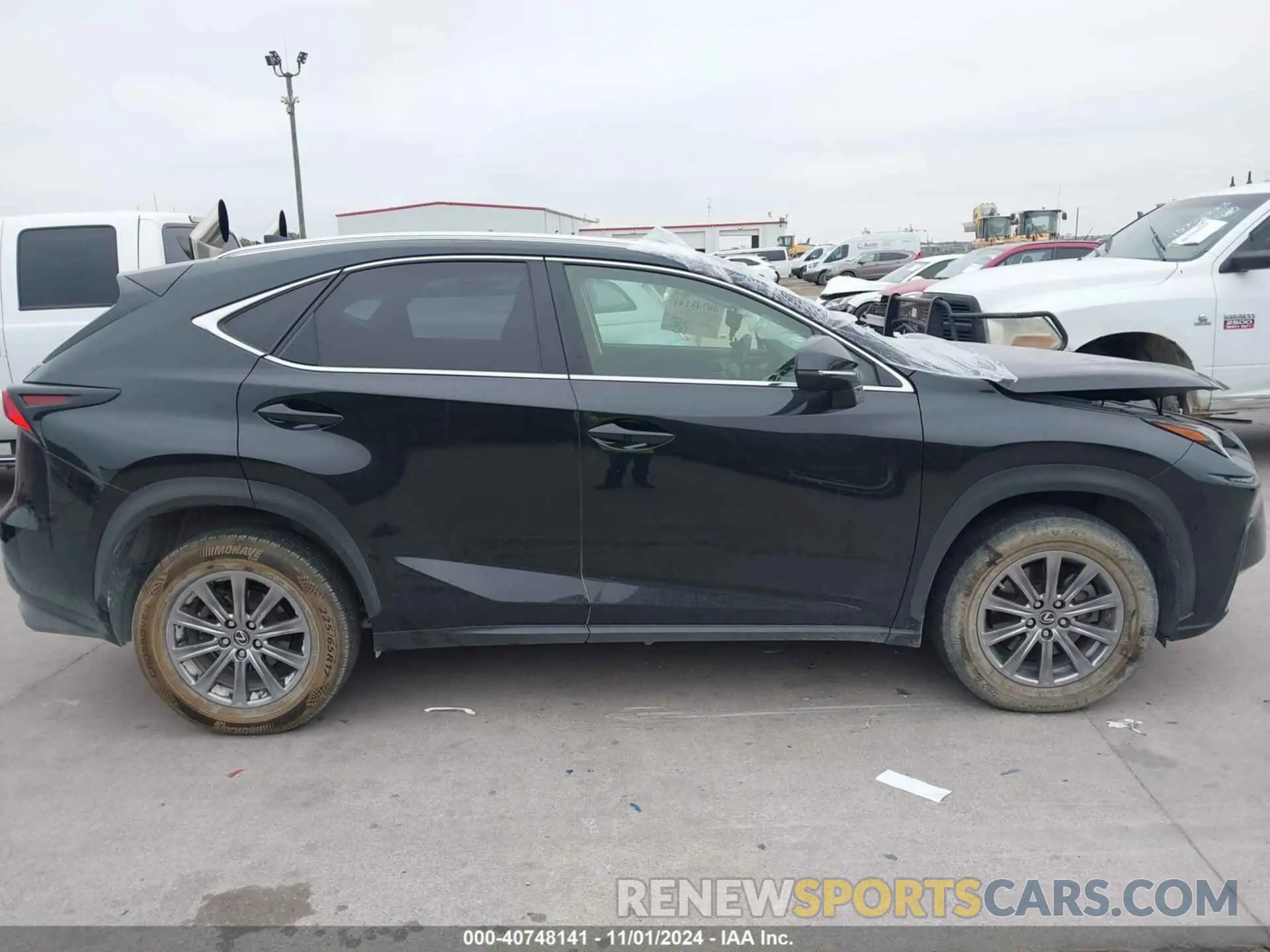 13 fotografías del automóvil dañado JTJAARBZ5L2162780 LEXUS NX 300 2020