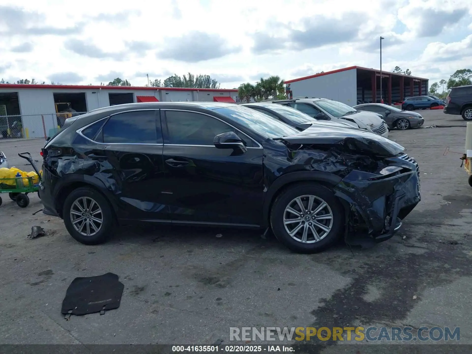 13 fotografías del automóvil dañado JTJAARBZ8L5015805 LEXUS NX 300 2020