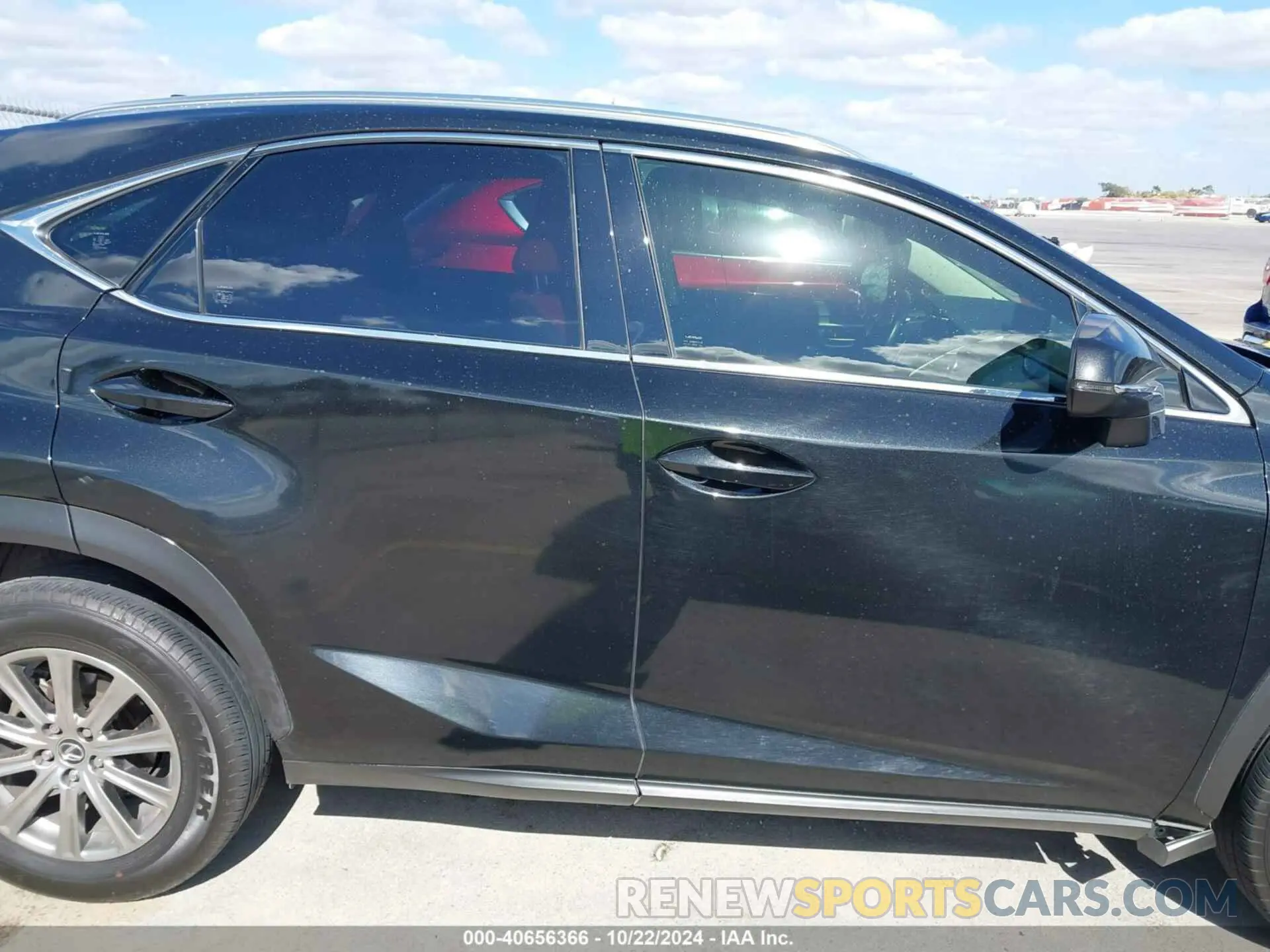 13 fotografías del automóvil dañado JTJAARBZ9L2172759 LEXUS NX 300 2020