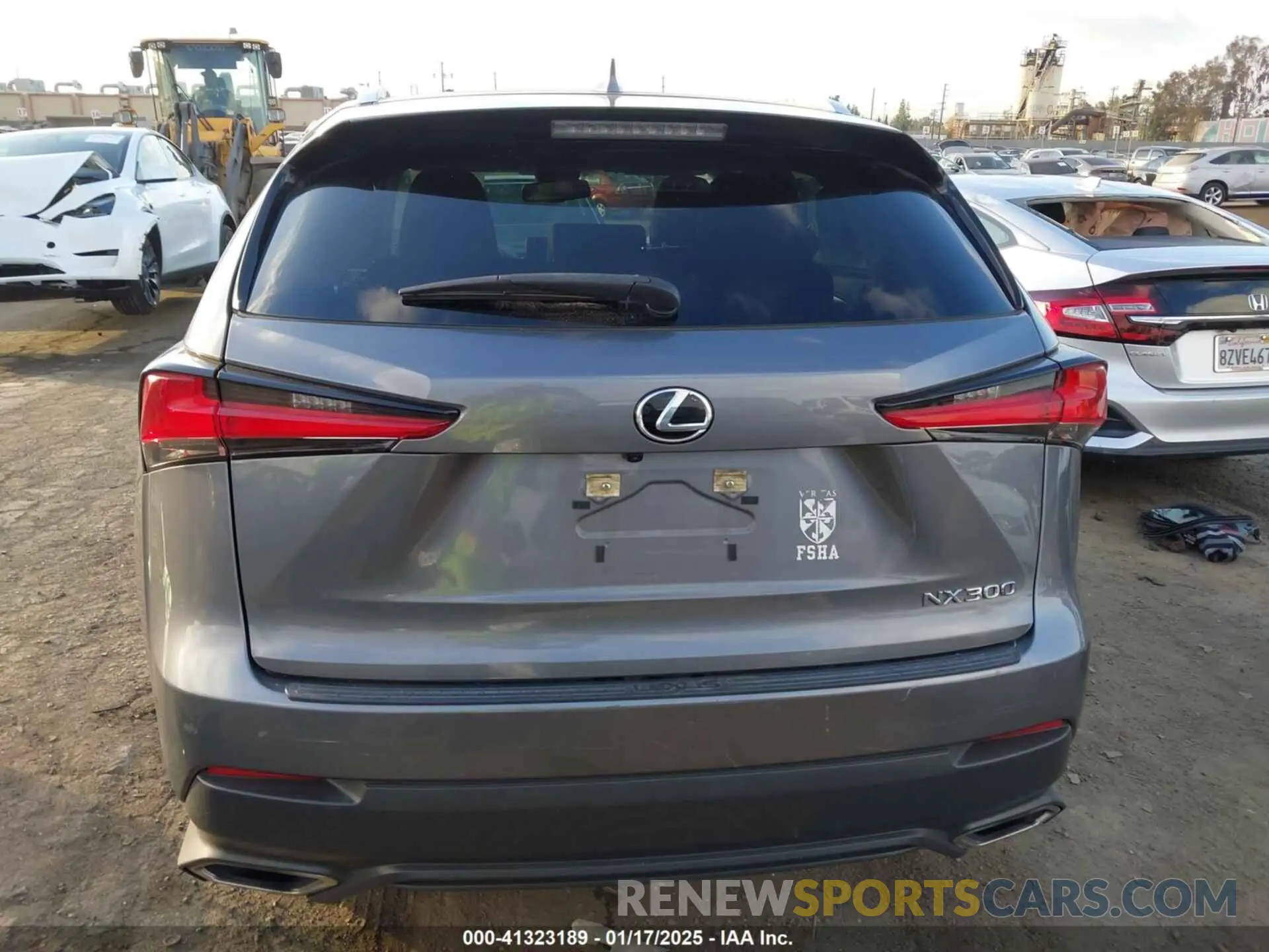 17 fotografías del automóvil dañado JTJAARBZ9L5013190 LEXUS NX 300 2020